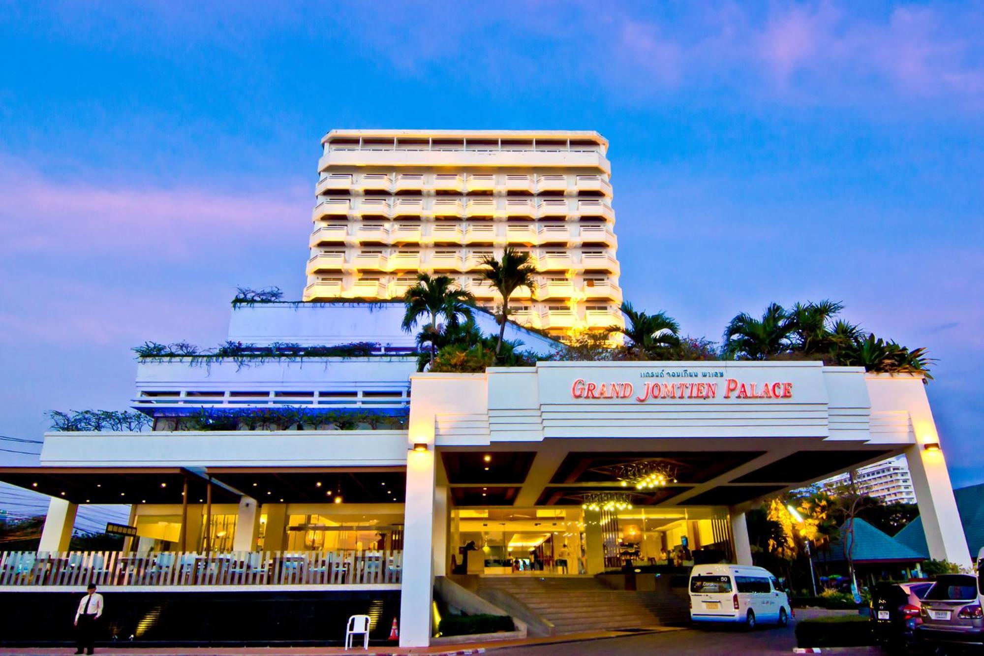 Grand Jomtien Palace Hotel - SHA Extra Plus Exterior foto